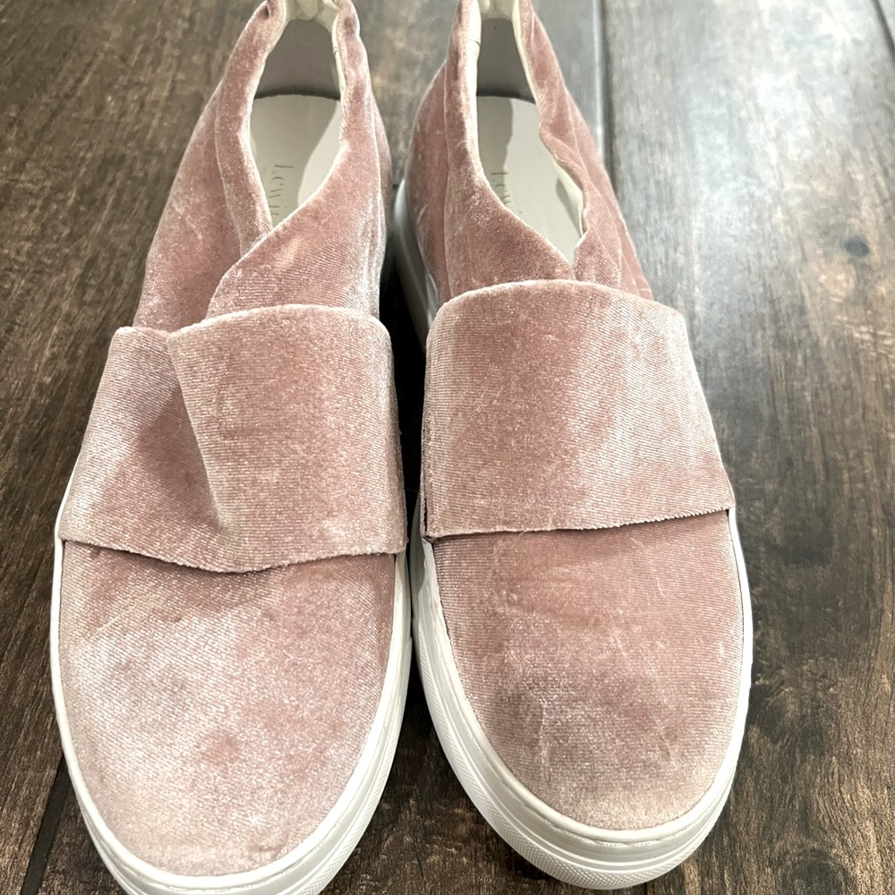 Lewit blush velvet arlo platform sneakers, NWOT
